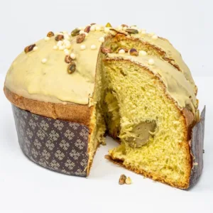 Panettone cu crema de fistic